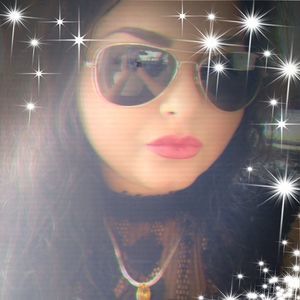 Meet your Posher, Corie